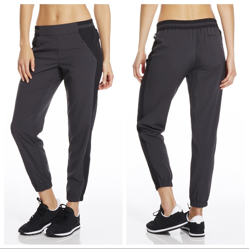 Fabletics Windsor Jogger, Charcoal/Black